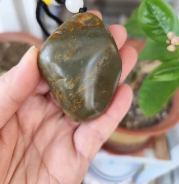 Hetian Jade Green Jade 105g Raw Stone Hand Piece Xinjiang Hetian Jade Natural Jade Stone