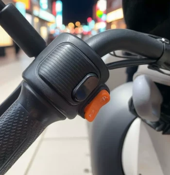 Aima Guardian Switch Horn + P-Gear Button, Aima Aiduo Switch Horn Key, Aima Aiduo Handle Speed Control