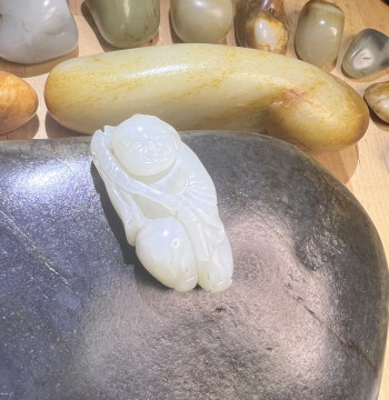 Qing Dynasty Hetian Jade Seed Material Child Figure, 5.5*2.8*2.0mm 48g Fine and Warm Jade Texture