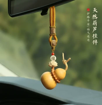 Handwoven Road-Protection Gourd Car Ornament, Rearview Mirror Pendant, Handheld Wenwan Accessory