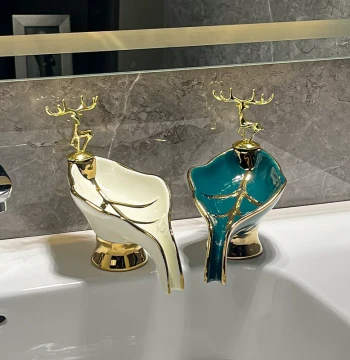 Light Luxury Ceramic Soap Dish Instagram-Worthy High-Aesthetic Home Soap Storage Tray No-Drainage Hole Soap Box with Drainage
