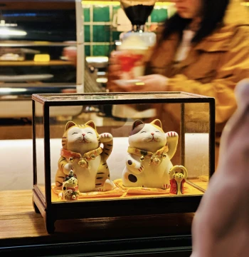 Japanese Lucky Cat Figurine for Store Cashier Counter Business Prosperity Grand Opening Gift Premium Decor Birthday Present