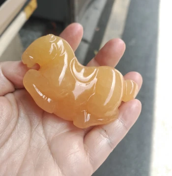 Natural Yellow Jade Reclining Horse Hand Piece, Exquisitely Hand-Carved Beige Jade Zodiac Horse Ornament, Success Pendant
