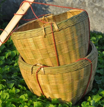 Premium Zhuang Ethnic Large Bamboo Basket, Rice Washing Sieve, Grain Storage Basket, Celebration Basket, Winnowing Tray, Fruit Basket