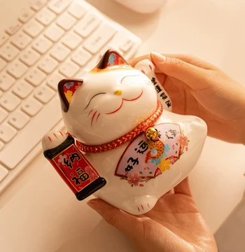 Waving Hand Lucky Cat Mini Small Ceramic Automatic Ornament Shop Opening Gift Office Home Decoration Ornament
