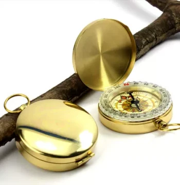 Portable Pocket Watch Waterproof Luminous Compass Multifunctional Brass Casing Vehicle-Mounted Compass