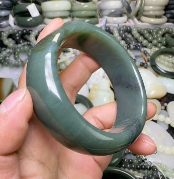 Hetian Jade Sha Zao Qing Seed Material 58.4m 113.4g