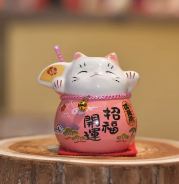 Mini Lucky Cat Fortune Bringing Daruma Cute Creative Figurine Desktop Ornament Home Car Small Decoration