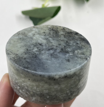 Xinjiang Hetian Jade Blue-and-White Seed Material Bracelet Core Carving Piece, Edge Scrap for Paperweight, Cylindrical Jade Stone for DIY, 195g, Free Shipping
