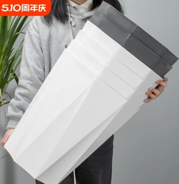 Luxury Resin Planter Pots for Money Tree, Monstera, Bird of Paradise, and Happiness Tree - Large Living Room Planters