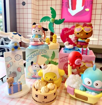 KFC Hello Kitty Camera Sanrio May Day Toy My Melody Kuromi Ice Cream Walkie-Talkie