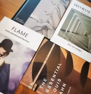 Nordic Light Luxury Style 8-Year Old Store Showroom Simulation Fake Books Black and White Picture Pages Study Room Prop Books