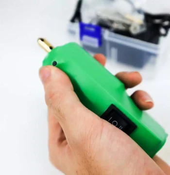 Mobile Phone Repair OCA Glue Removal Tool CJ9+, Screen Hard Glue Cutting/De-gluing Integrated Machine with Coarse/Fine Needles and Cold Light Screen