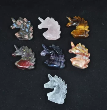 Source Factory Stock Fashion Carved Crystal Gemstone Unicorn Horse Head Handicraft Decorative Ornament Foreign Trade Cross-Border