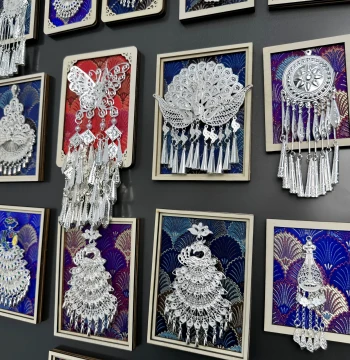 Guizhou & Yunnan Miao Silver Specialty Headdress Cultural Creative Fridge Magnet, Thousand Households Miao Village, Guiyang, Fenghuang Travel Souvenir