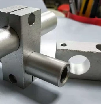 Cross-Type Connector Linear Shaft Cross Clamp Connecting Block Locking Fixed Block Aluminum Vertical Fixed Clamp Linear Shaft Clamp Base