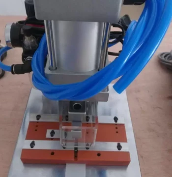 Semi-Automatic Pneumatic-Electric Ribbon Cable Crimping Machine, IDC Piercing Crimper, 2.54mm Pitch Riveting Press 4-64P Adjustable