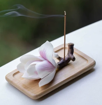 Incense Holder Base, Stick Incense Insert for Home Use, Magnolia Flower Ceramic Handmade Indoor Zen Brush Rack, Brush Rest, Sandalwood and Agarwood Incense Burner