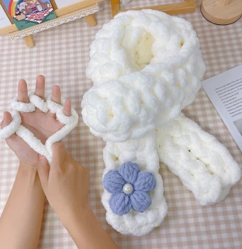 Crayon Shin-chan Style Finger Knitting Yarn Scarf, DIY Hand-Knitted Wool Cat Tail Yarn, Thick Ice Bar Yarn