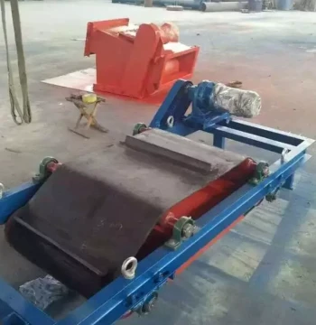 Manufacturer Supply: Permanent Magnet Self-Cleaning Iron Remover - Dry-Type Strong Magnetic Double-Drum Separator