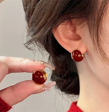 Outlets Clearance Sale: 18K Gold Dual-Wear Ancla Red Love Bean Jewelry, Elegant and Premium Style