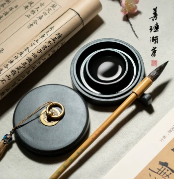 Shanlian Hubei Brush Hotpot Inkstone Specialized for Calligraphy Beginners Anhui She Inkstone Moisture-retaining Non-drying Natural Stone Small Regular Script Ink Grinding Inkstone with Lid Mini