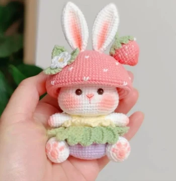 Cute Strawberry Rabbit Yarn Crochet Doll DIY Homemade Material Pack Handmade Crochet Keychain Gift
