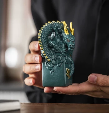 Chinese Style Ceramic Dragon Year Zen Tea Pet Ornament - Home Tea Ceremony Decor for Tea Room and Desktop