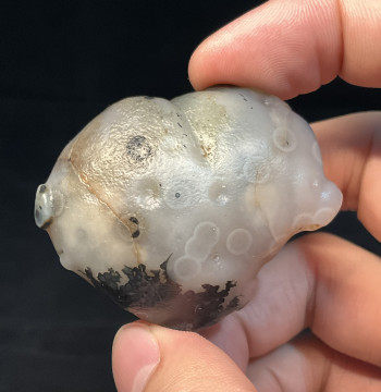Early Old Surface Silver Root Floating Grass Flower Inner Eye Agate Natural Raw Stone Small Boutique Size 45*40*27mm