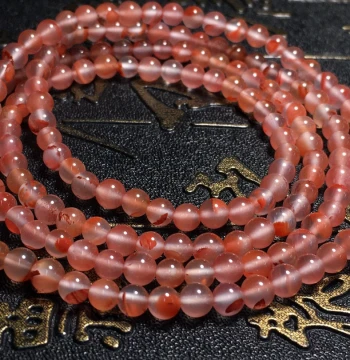 Natural Ice-Floating Southern Red Agate Bracelet, Small Beads Raw Ore Multi-Loop Necklace for Women, Gradient Fresh Style