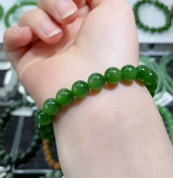 8mm Yang Green with Fluorescence ~ Premium Special Deal