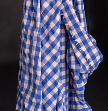 Price for 10cm Length, 151cm Width: UK Merchant and Mills Meriwether Blue Organic Cotton Seersucker