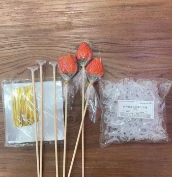 Strawberry Tray Bouquet Fixing Kit: Clear Paper, Bamboo Skewers, and DIY Materials for Jelly, Chocolate, and Fruit Presentation