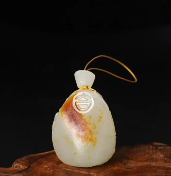 Single Seed Red Skin Peace Plaque Xinjiang Hetian Jade 28.8g 36*30*16mm Pendant Suzhou Craftsmanship Flawless