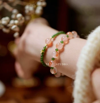 Natural Ice Floating South Red Jasper Spinach Green Women's Original New Chinese Style Red Green Crystal Bracelet 925 Silver Gold Plated