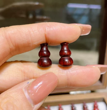 Red Sandalwood Small Gourd Through-Hole Accessory for DIY Bracelets and Necklaces CF296