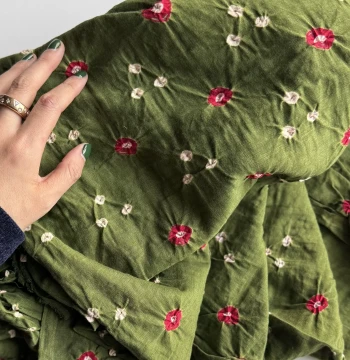 Price for 20cm Length 100cm Width UK Merchant and Mills Moss Bandana Smooth Cotton Fabric