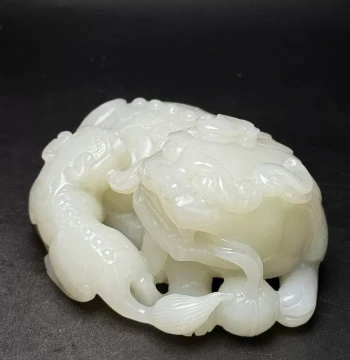 Hetian Jade Piece: Double Lions Rolling an Embroidered Ball, Symbolizing Success in Everything and Smooth Progress, Full and Robust Shape