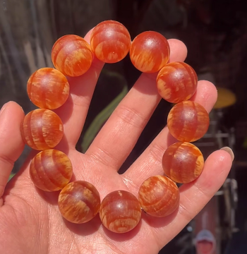 Natural Fully Translucent Amber Wooden Bracelet Northeast Pine Resin Beads 2.0 High Oil Content Raw Wood