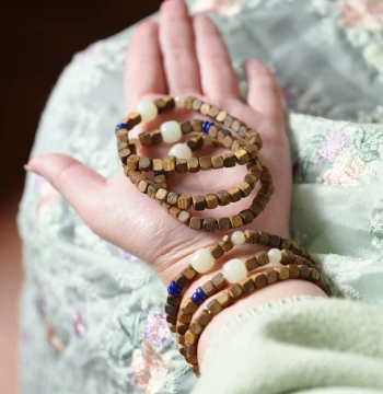 Jiansubaopu Natural Xinjiang White Jade Seed Material 10*9 Old-Style Beads Qinan Small Sugar Cube Bracelet