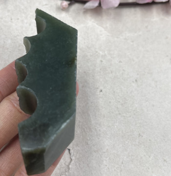 Xinjiang Hetian Qiemo Jade Pen Rest & Paperweight - Offcut Decorative Ornaments with Plush Packaging (86g)