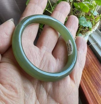 Hetian Jade Lake-Green Bangle with Certificate, 50mm Premium Fine Texture Authentic Lady's National Style Jiangnan Inspiration