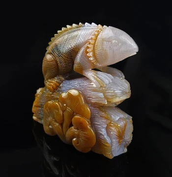 Peifu New Natural Agate Chalcedony Ornament Hand-Carved Red Lizard Collectible Gift with Free Shipping