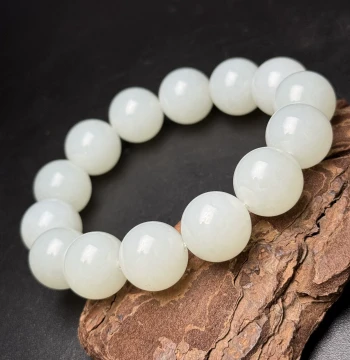Hetian Jade Bracelet, Each Bead Plump and Round, Smooth and Lustrous, Perfectly Circular, Fine and White Jade Texture