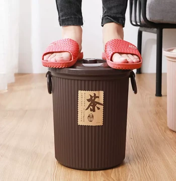 Tea Waste Bucket with Strainer - Tea Water Drainage Container for Tea Tables, Separating Tea Leaves and Wastewater