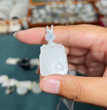 Hetian Jade Mutton White Jade Fearless Plaque 2.6*2.2cm