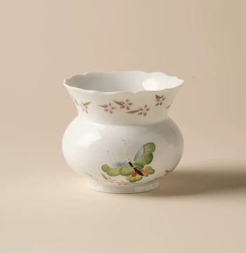 Mingcidian White Porcelain Underglaze Hand-Painted Butterfly and Flower Ceramic Jian Shui Tea Waste Bin Wastewater Bowl Desktop Organizer