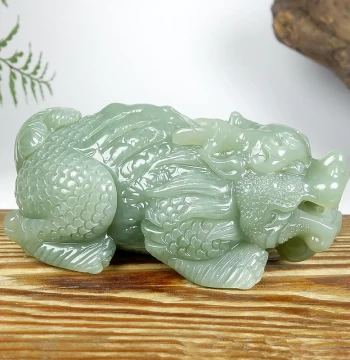 Exquisitely Carved Xinjiang Hetian Jade Qiemo Oily Fine Material – Pixiu Hand-Held Ornament Symbolizing Wealth Attraction, Weight 100.68g
