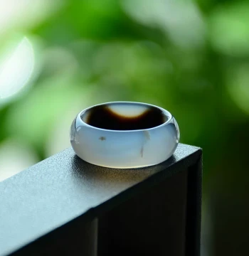 Ink-Black Waisted Natural Moonlight White Strange Stone Chalcedony Agate Ring for Women and Men - Tail Ring with Certificate #0065