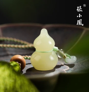 Zhang Xiaofeng Green Jade Gourd Seal - High-End Jade Stone for Calligraphy and Painting, Custom Surname Seal in Ancient Style Gift Box